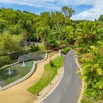 Belle Escapes - Namaste, Oasis In Palm Cove