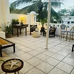 Palm Cove Beach Club Penthouse