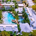 Palm Cove Beach Club Penthouse