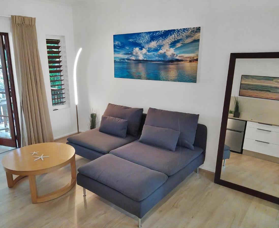 Retreat - 1st Floor * Palm Cove
