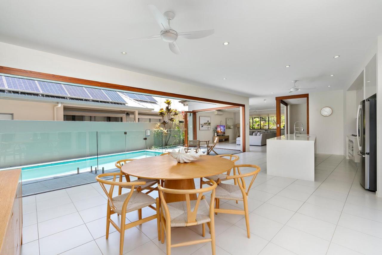 Holiday home Bird Of Paradise With Heated Pool