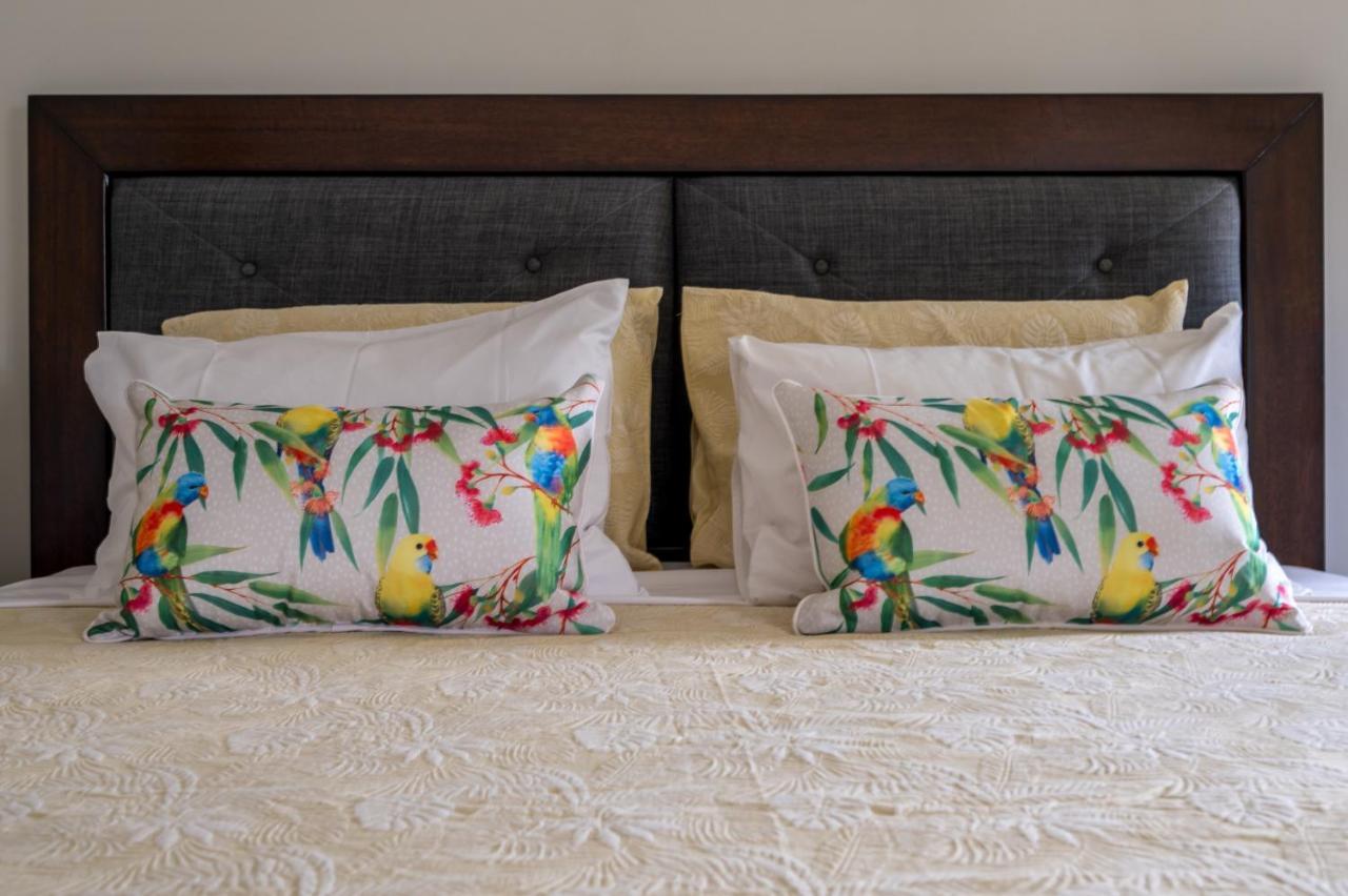 Villa Cedar Family Getaway Elegant, Modern, Sunny Palm Cove