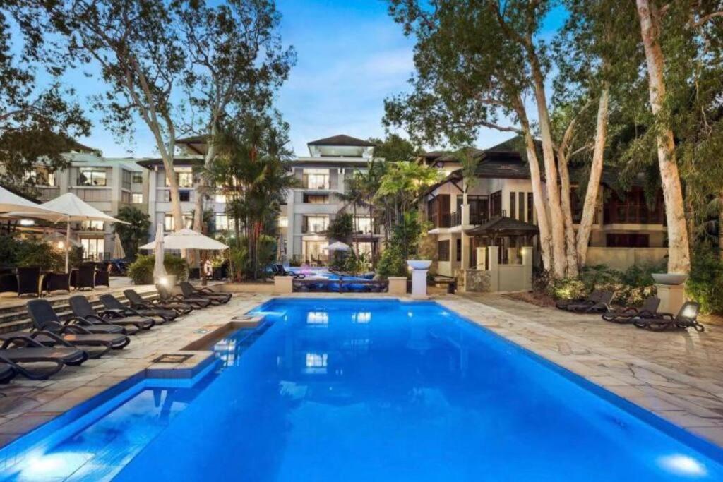 2 Bedroom Apartment Palm Cove