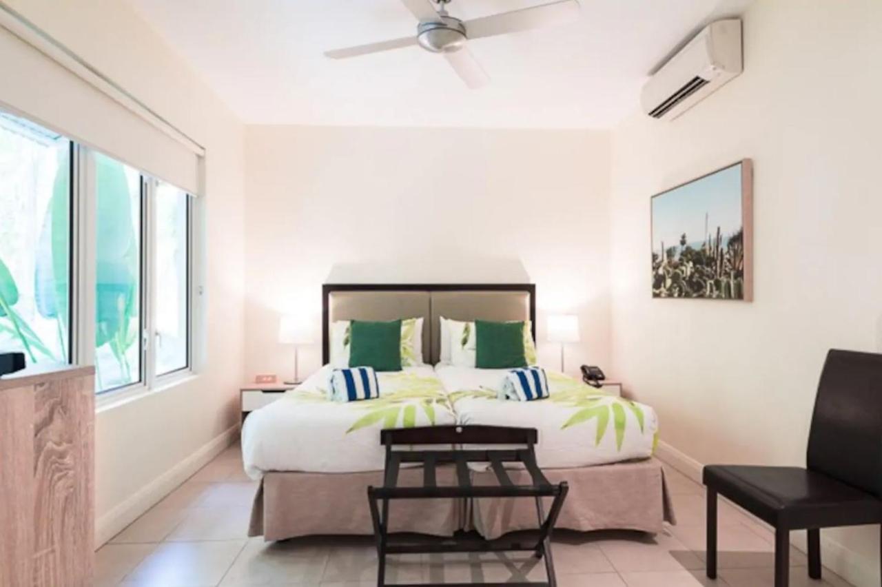Azure Harmony - A Breezy Hideaway At The Club *