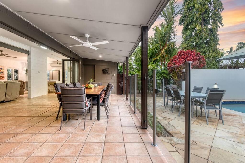Villa The Last Resort: A Two Pool Luxury *