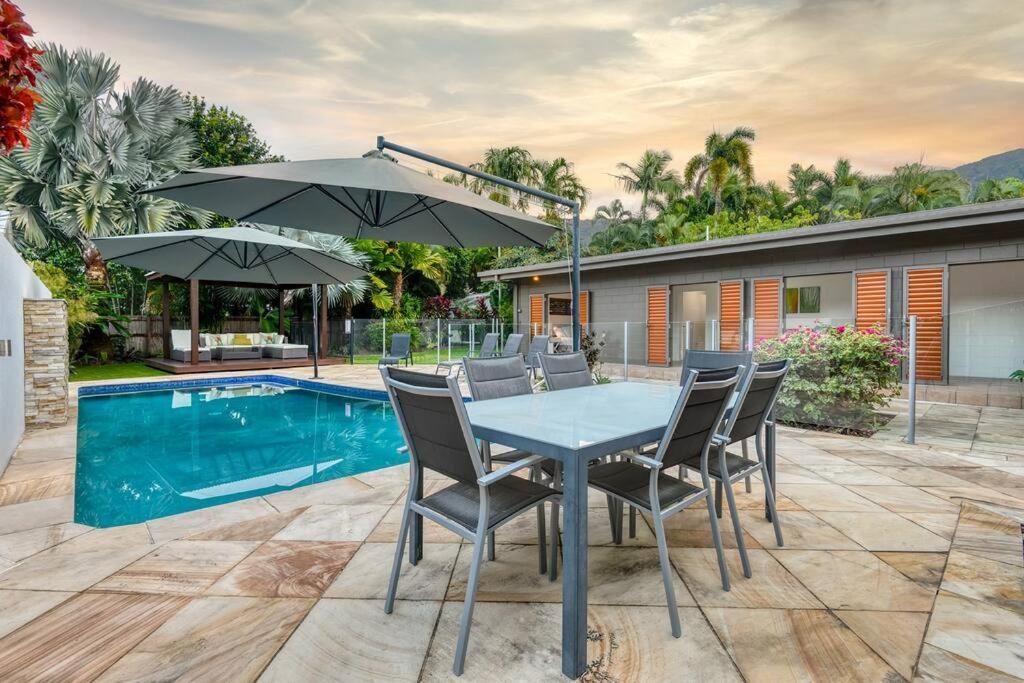 The Last Resort: A Two Pool Luxury * Palm Cove