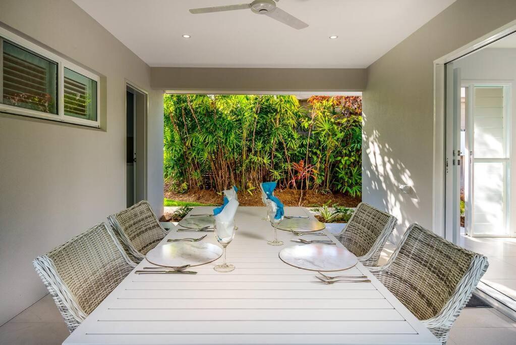 Villa The Last Resort: A Two Pool Luxury