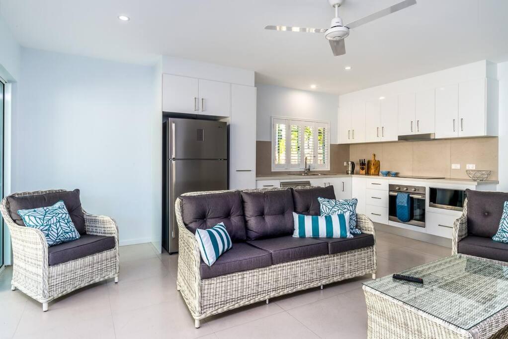 The Last Resort: A Two Pool Luxury Villa