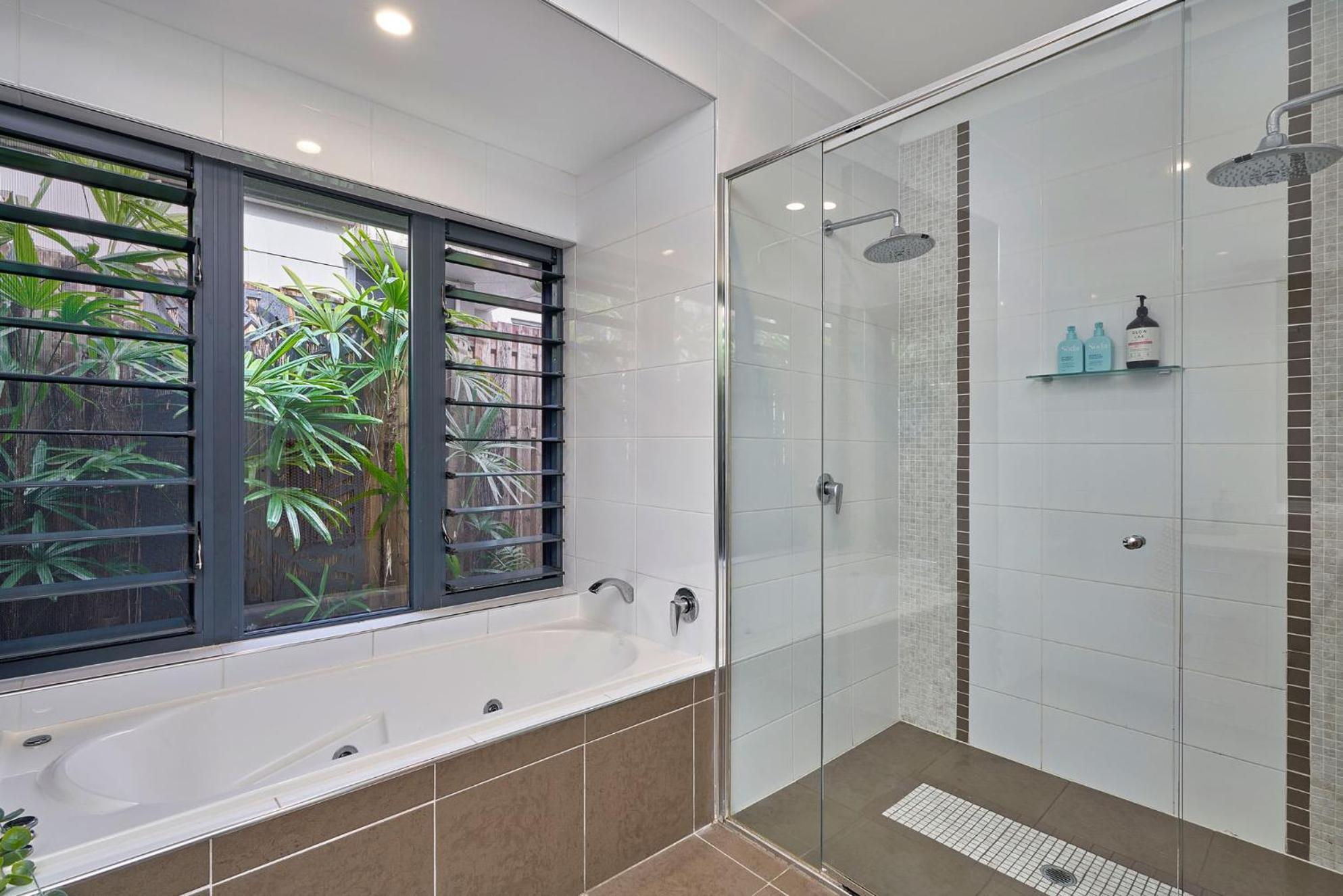 Holiday home Palm Paradiso Palm Cove