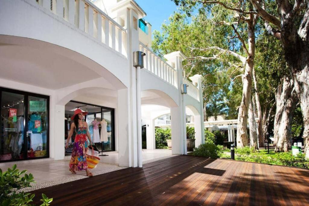 Palm Cove Studio Apartments *