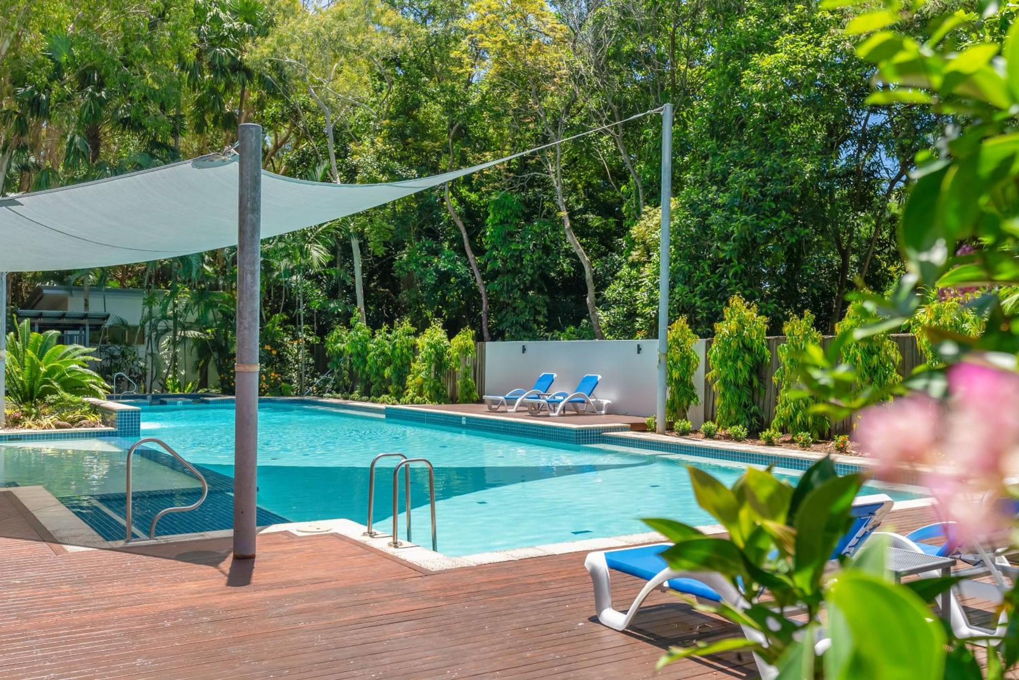 Sanctuary 5* Palm Cove