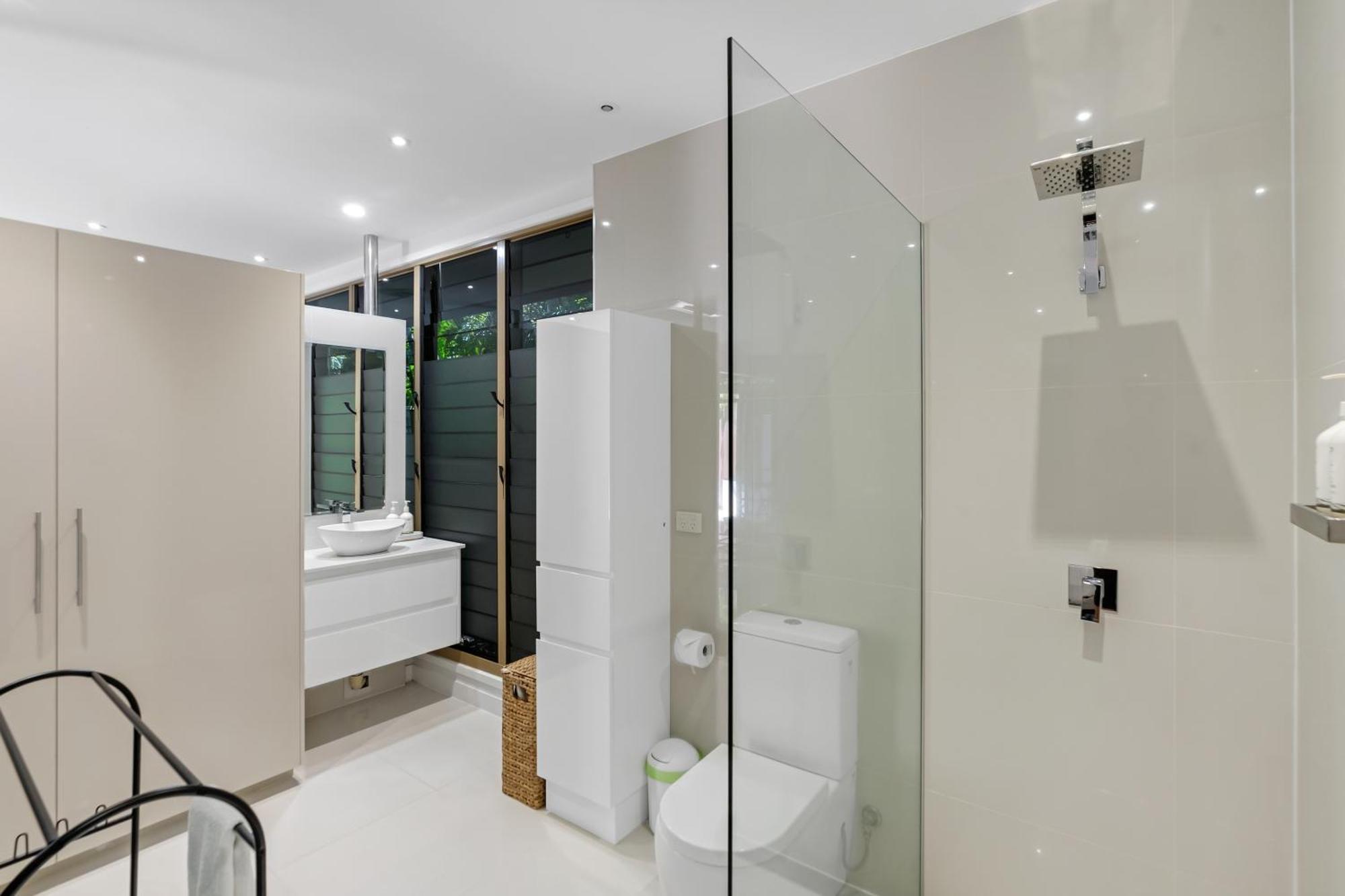 Sanctuary Aparthotel 5*