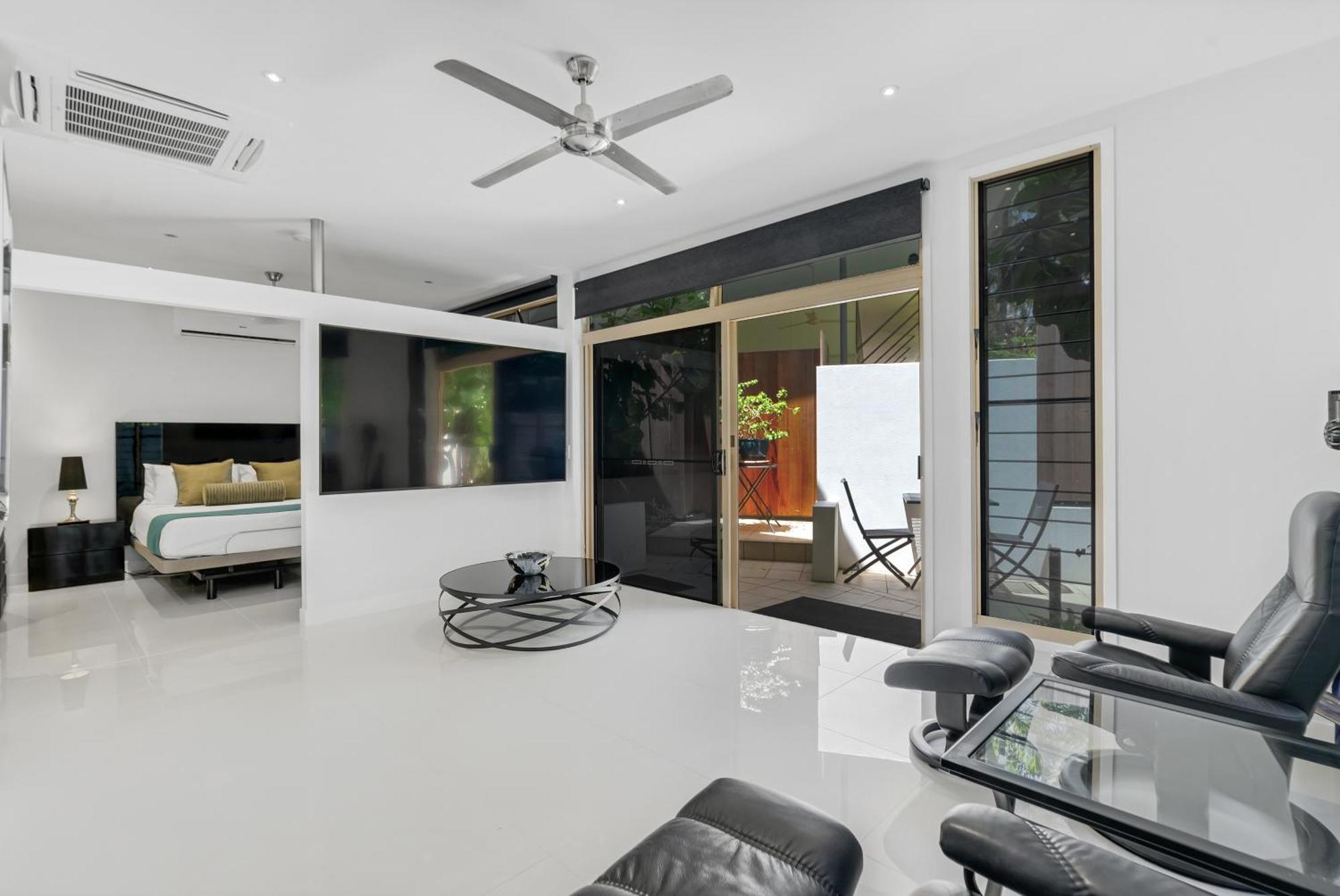 Sanctuary Aparthotel Palm Cove