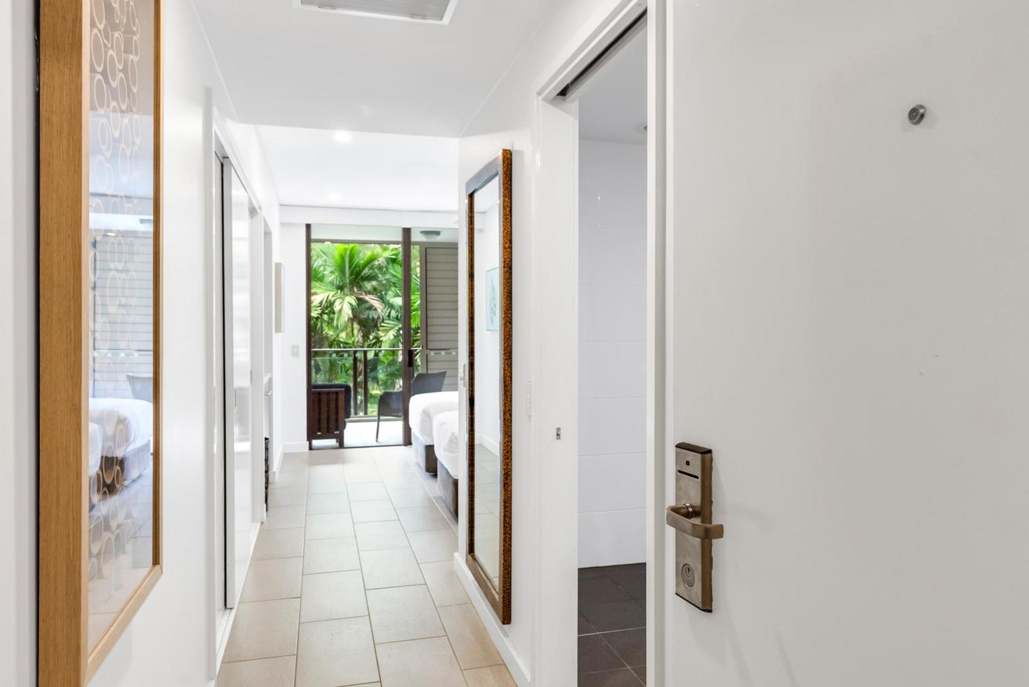 2 Bedroom Palm Cove
