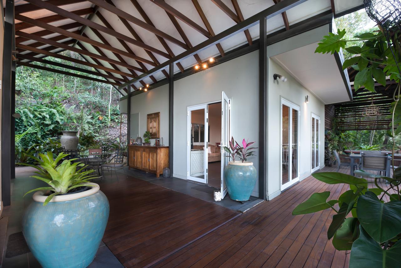 Sapphire Ridge Holiday home Palm Cove