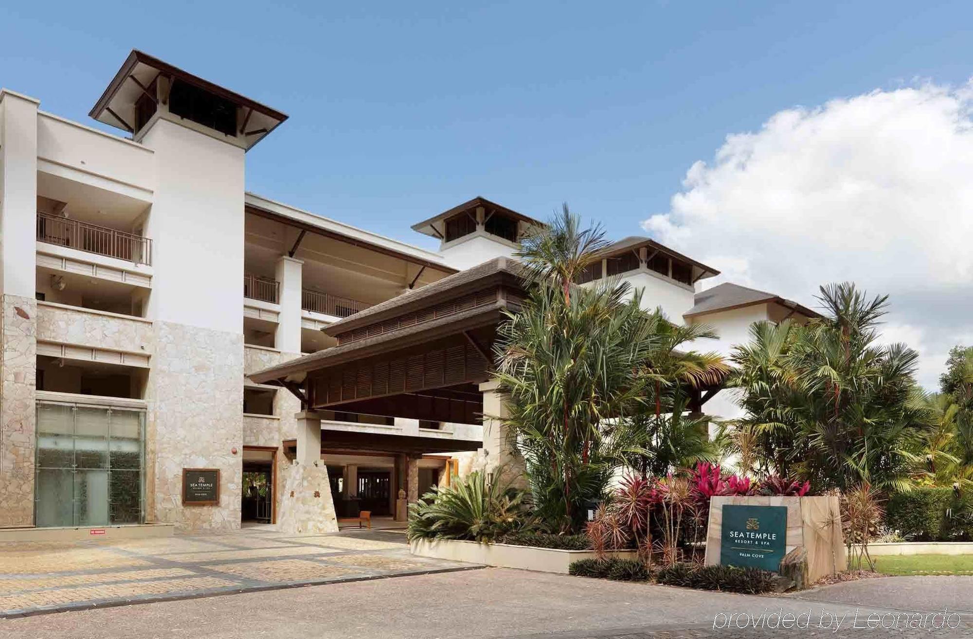Resort Pullman Sea Temple & 5*