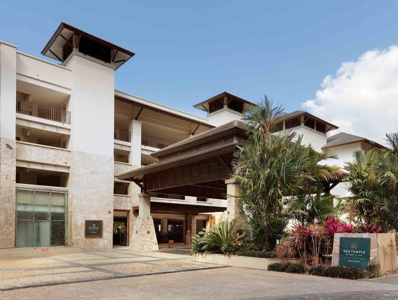 Resort Pullman Sea Temple & 5*