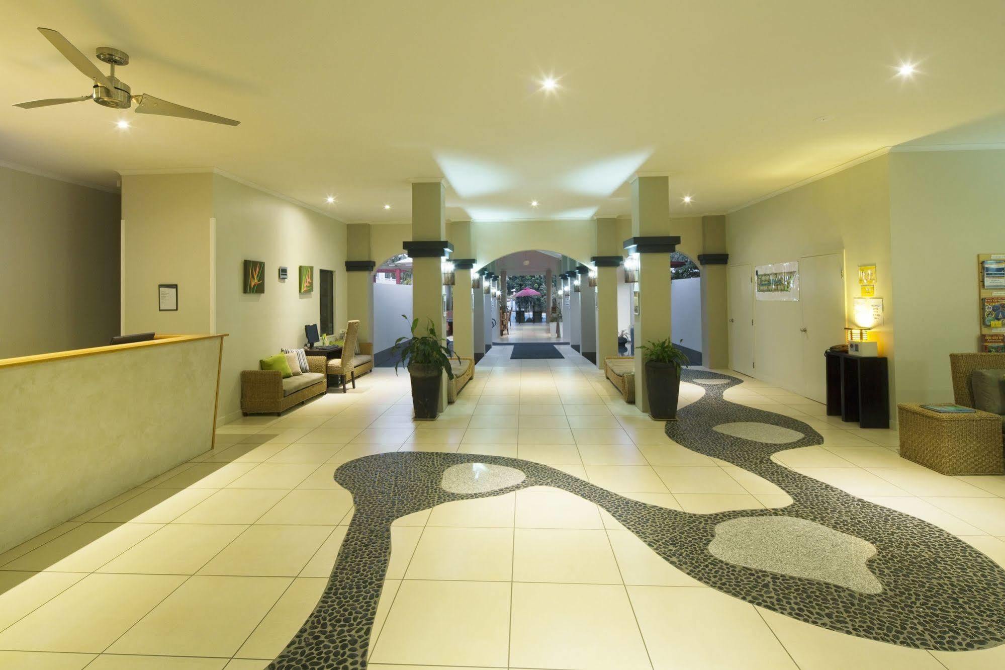 Mango Lagoon & Wellness Aparthotel 4*