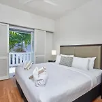 Beach Club Oceanview Apartment 1221-2 Palm Cove