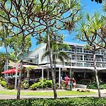 Palm Cove Beach Apartment