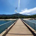 Palm Cove Beach Apartment