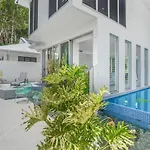 Belle Escapes Tranquil Waters Luxury Home Palm Cove