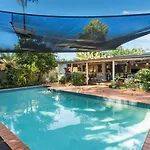 Belle Escapes Tropical Haven Holiday Home Palm Cove