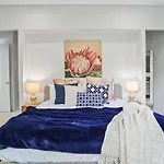 House Heliconia - Luxury Living In Palm Cove