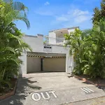 Beach Haven - Alassio Beachfront Resort - Palm Cove