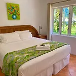 Beachview Apartments At Villa Paradiso
