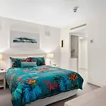 \'Pure Paradise\' Waterfront Living At Imagine Drift