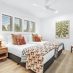 The Santana Collection Two - Luxury Accomodation In The Heart Of Palm Cove