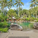 Chrissy\'S Cozy Cove