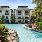 Bellflower At Temple - Family Beachside Paradise
