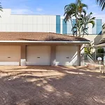 Mai At Coral Horizons: A Relaxed Beach Retreat