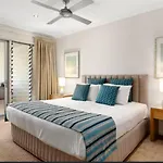 Gris At Island Views—Pool Paradise On The Beach