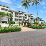 Gris At Island Views—Pool Paradise On The Beach