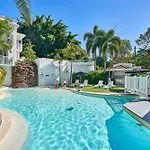 Alassio Beachfront Apartments Palm Cove