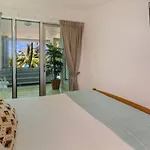Dreamscape Haven - Your Palm Cove Poolside Paradise