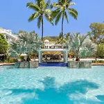Dive Straight In From This Breezy Poolside Oasis