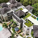 \'Tropical Escape\' Coastal Daydreams With Rooftop Spa
