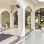 \'Kensington\' At Mango Lagoon Resort