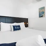 \'Beachfront Bliss\' Paradise At Palm Cove