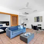 \'Beachfront Bliss\' Paradise At Palm Cove