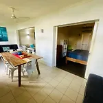 Apartment In Palm Cove