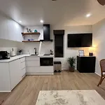 Indigo Studio With Pool 200M To Beach