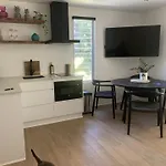 Indigo Studio With Pool 200M To Beach