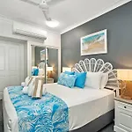 Alassio Apartments With Direct Pool Access Palm Cove