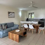 Palm Cove Paradise