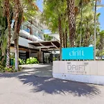 Belle Escpaes Drift Beachfront Resort Suite 3401